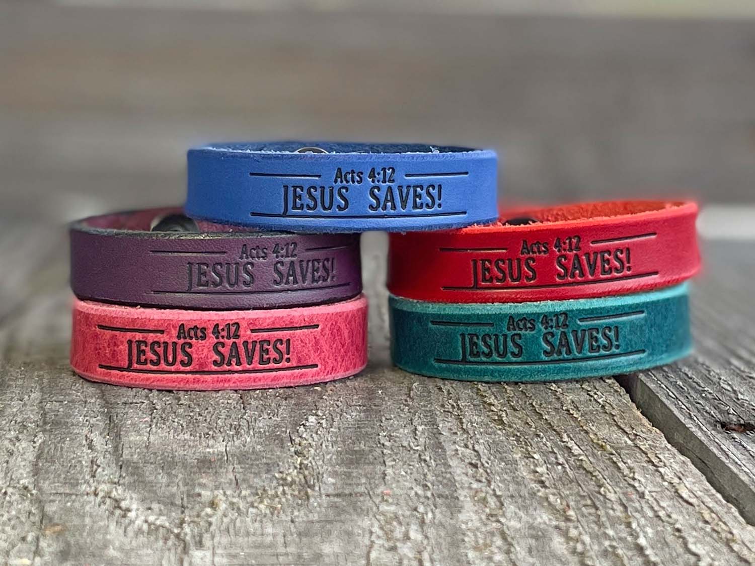 Buy 100 Pcs Jesus Loves You Silicone Wristbands Rubber Bracelets Colorful  Jesus Loves You Bracelet Christian Rubber Wristbands Inspirational for Kids  Adult Women Men Party Novelty Jewelry Party Favors Online at desertcartINDIA